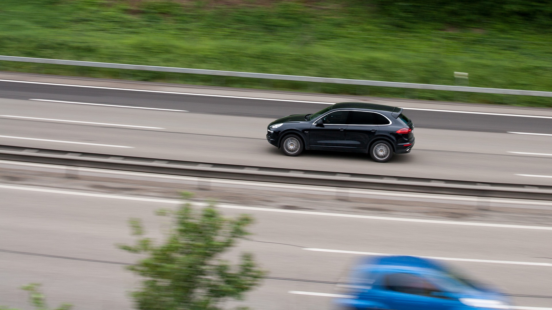 🗳 Sollte es ein Tempolimit auf deutschen Autobahnen geben? – Buzzard